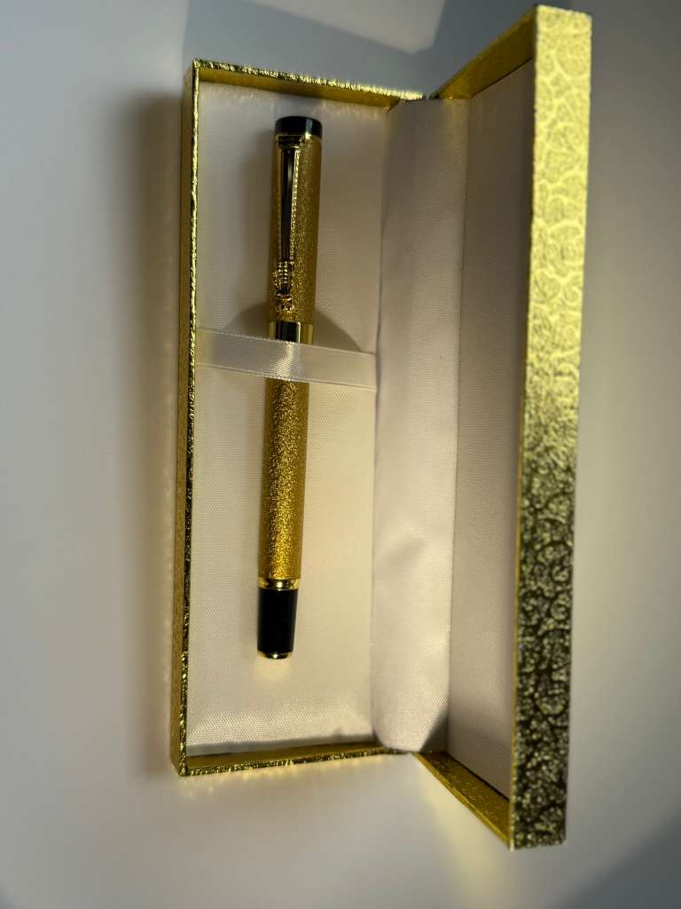 Calligraphy Pen - Gold